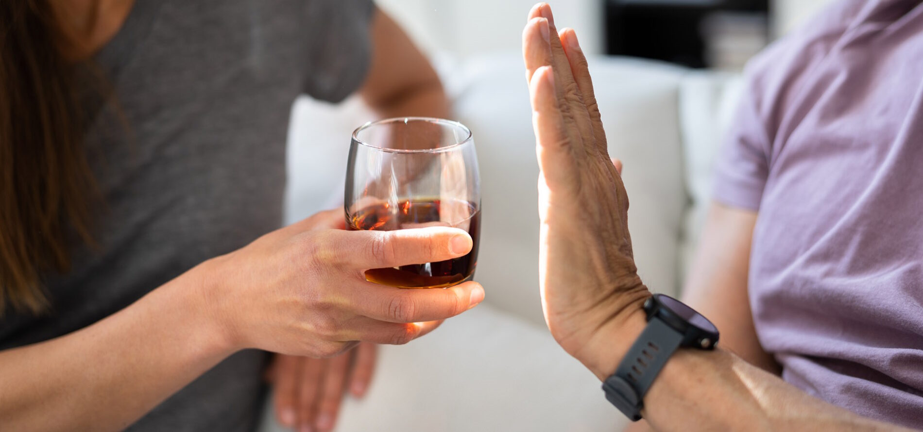 Як вивести людину із запою самостійно?